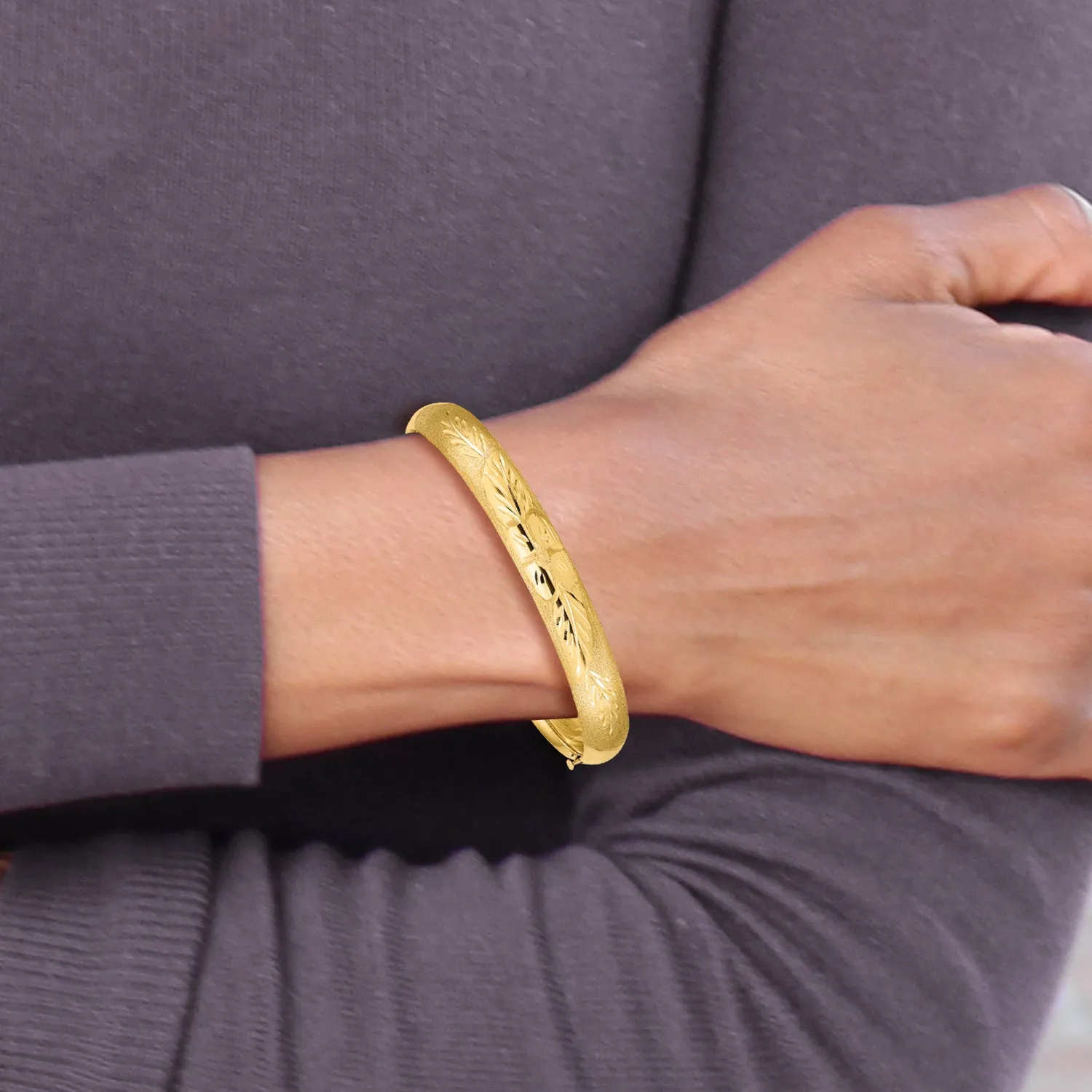 14k 5/16 Florentine Engraved Hinged Bangle Bracelet