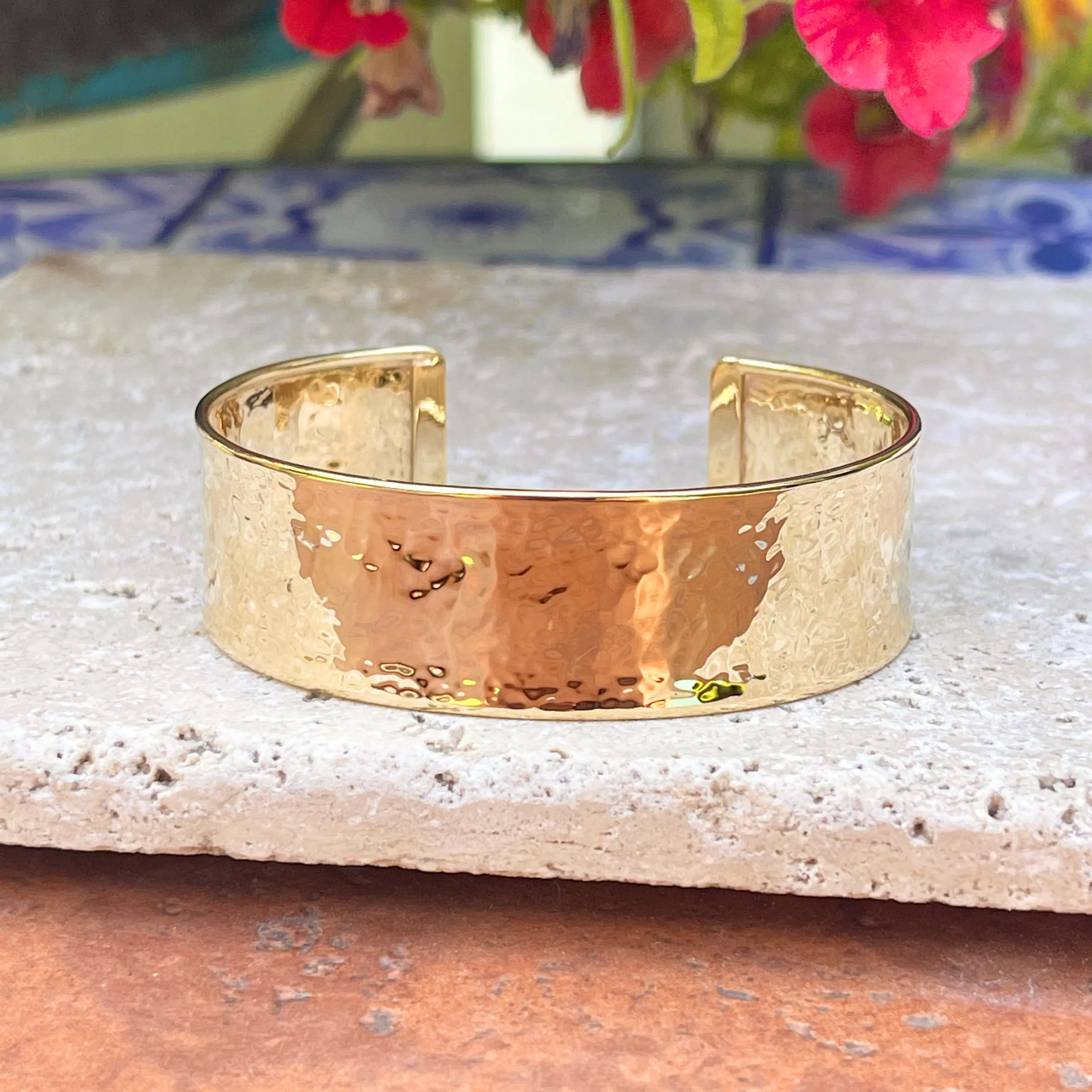 14KT Yellow Gold Hammered Cuff Bangle Bracelet 19mm