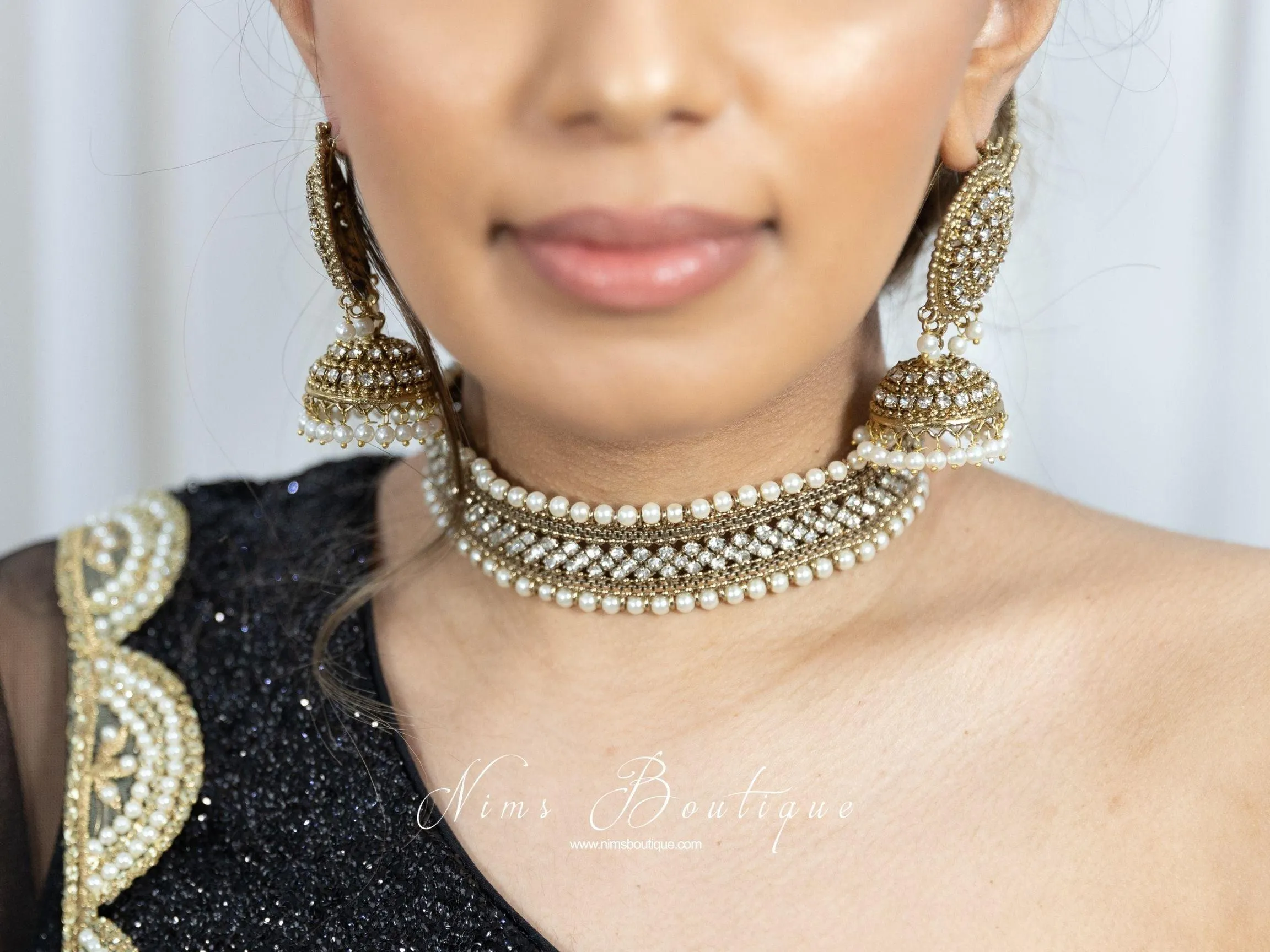 Celina Pearl & Antique Gold Choker with Clear Stone