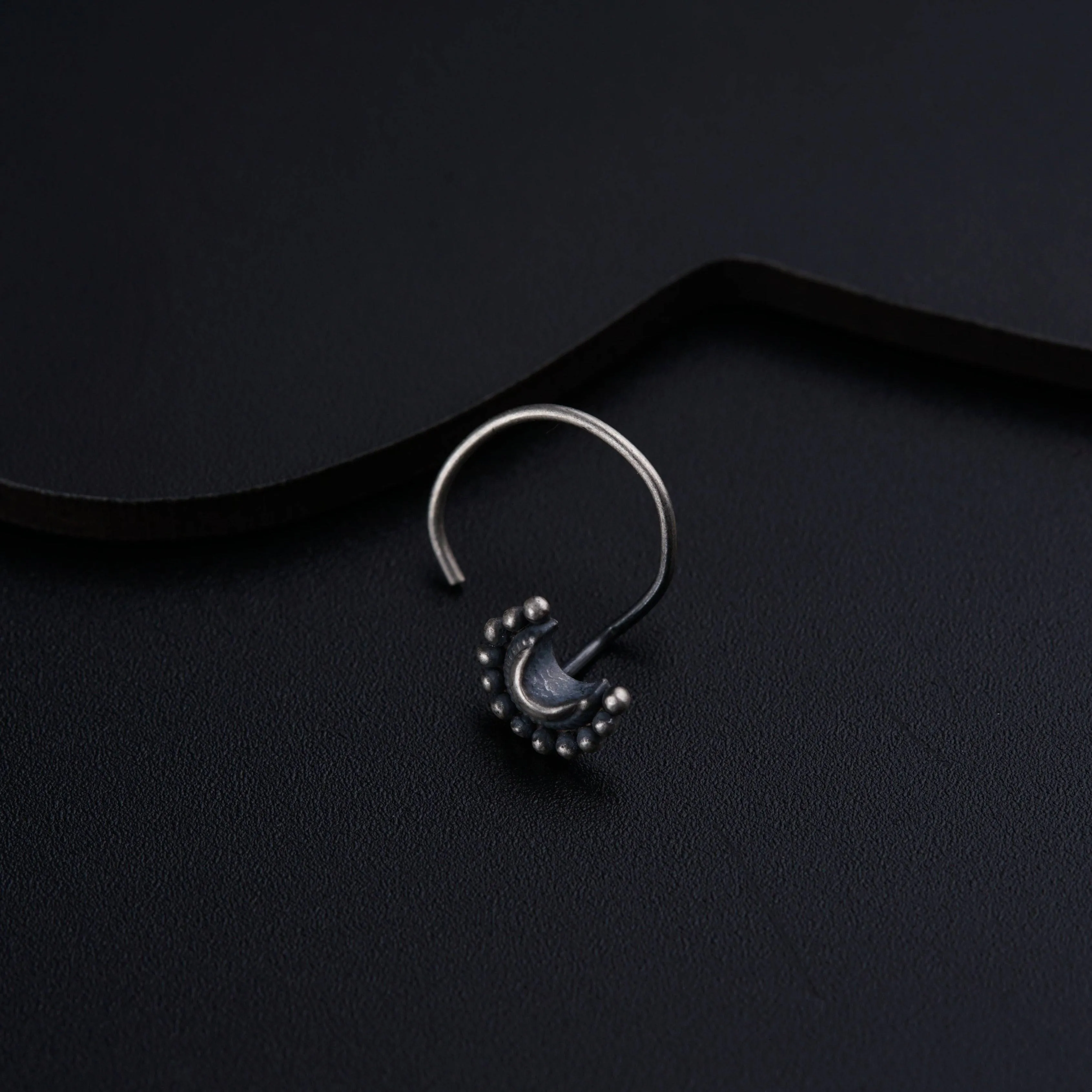 Chandrakor Nose pin: Small (Pierced)