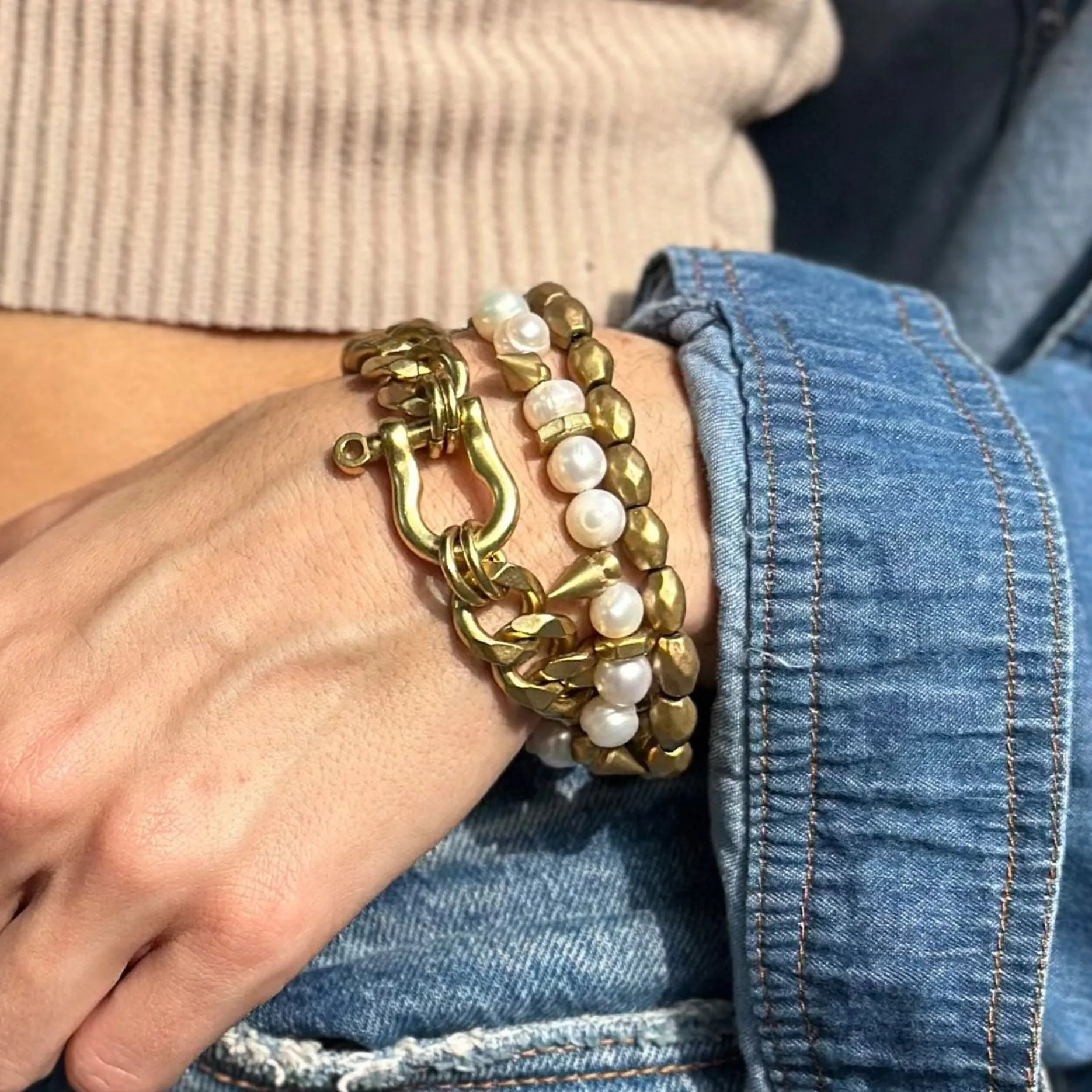 Classic Shackle Chain Bracelet