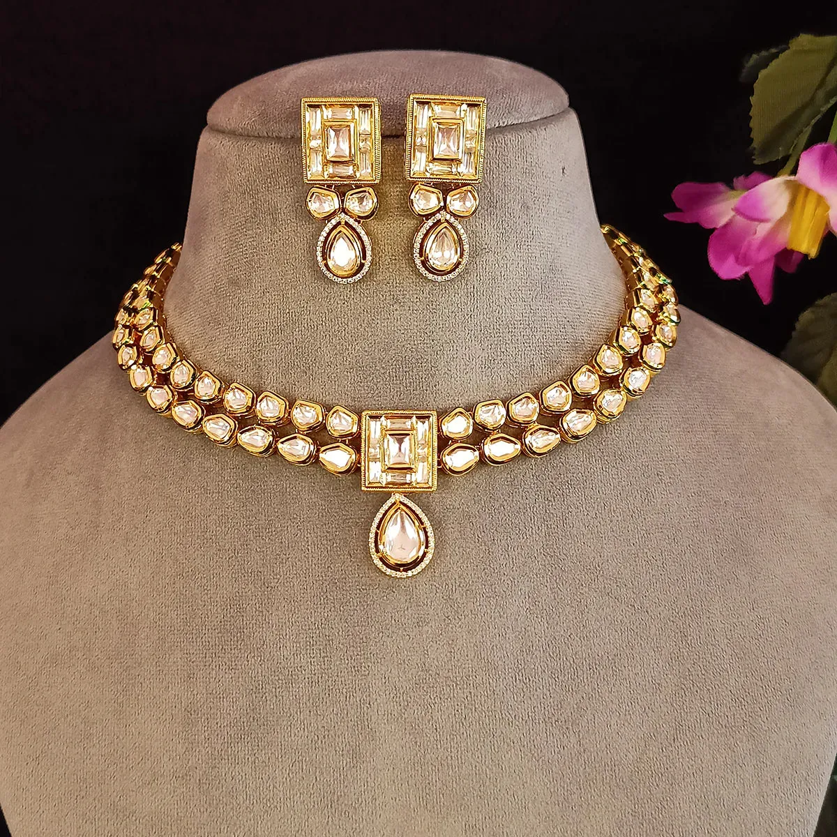 Designer Gold Plated Royal Kundan Necklace with Earrings (D387)