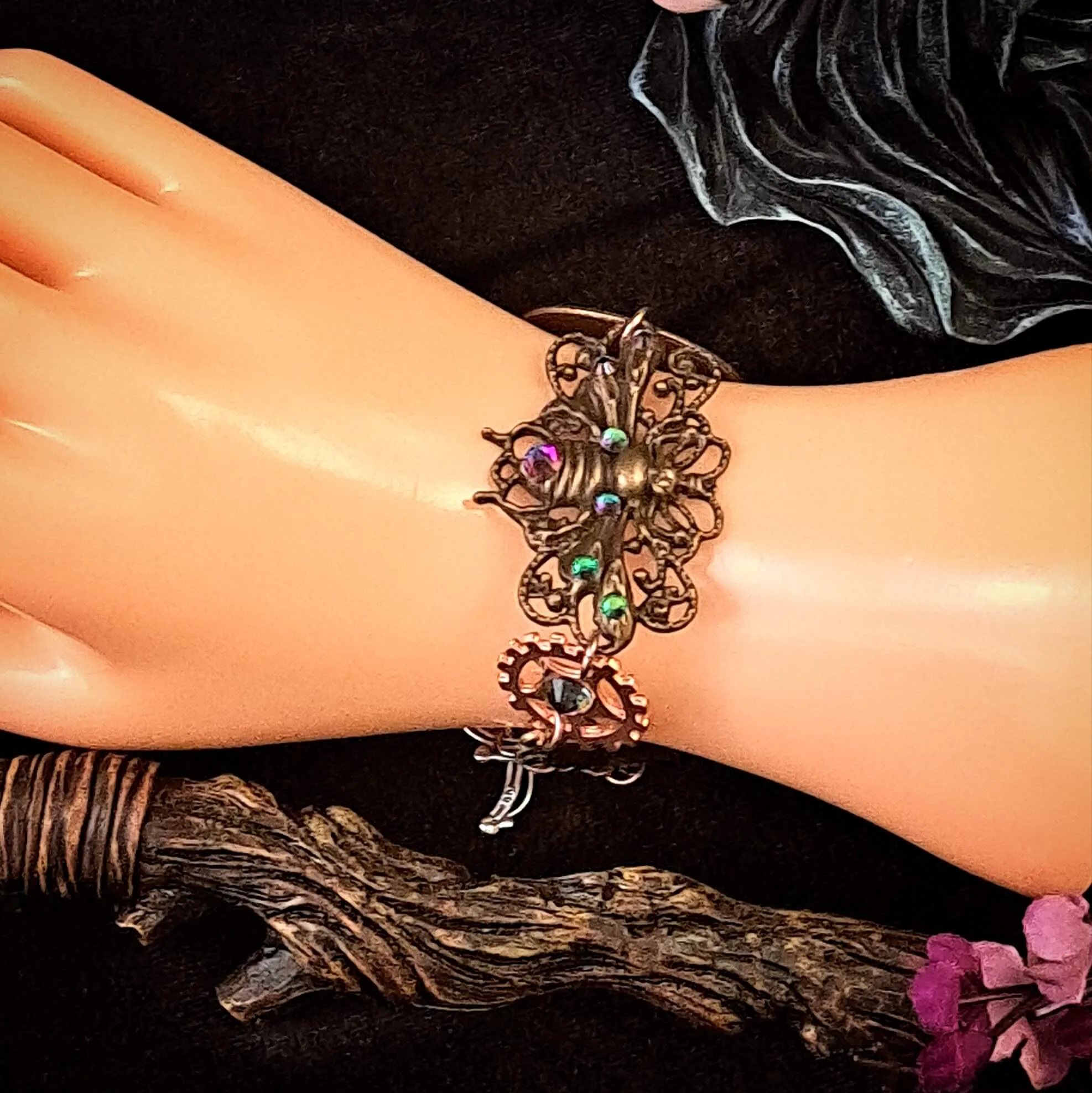 Fantasy Bee Bracelet
