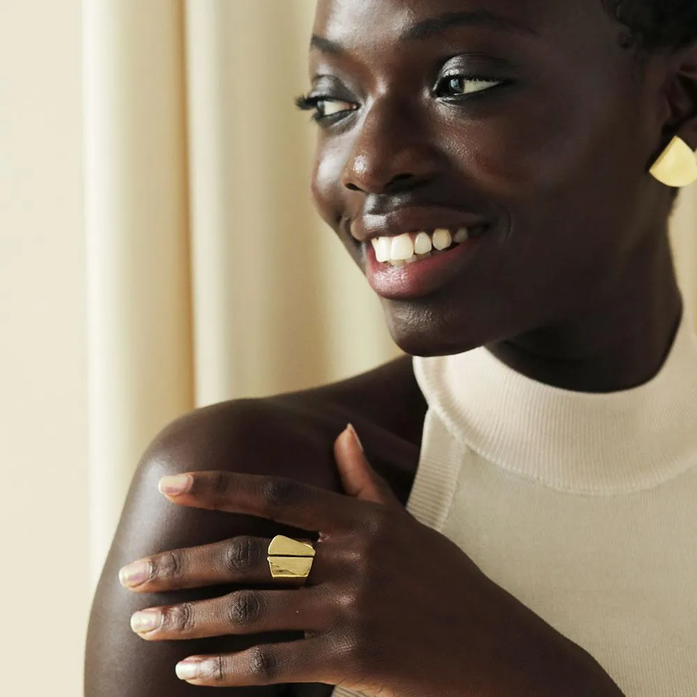 Feni Statement Ring