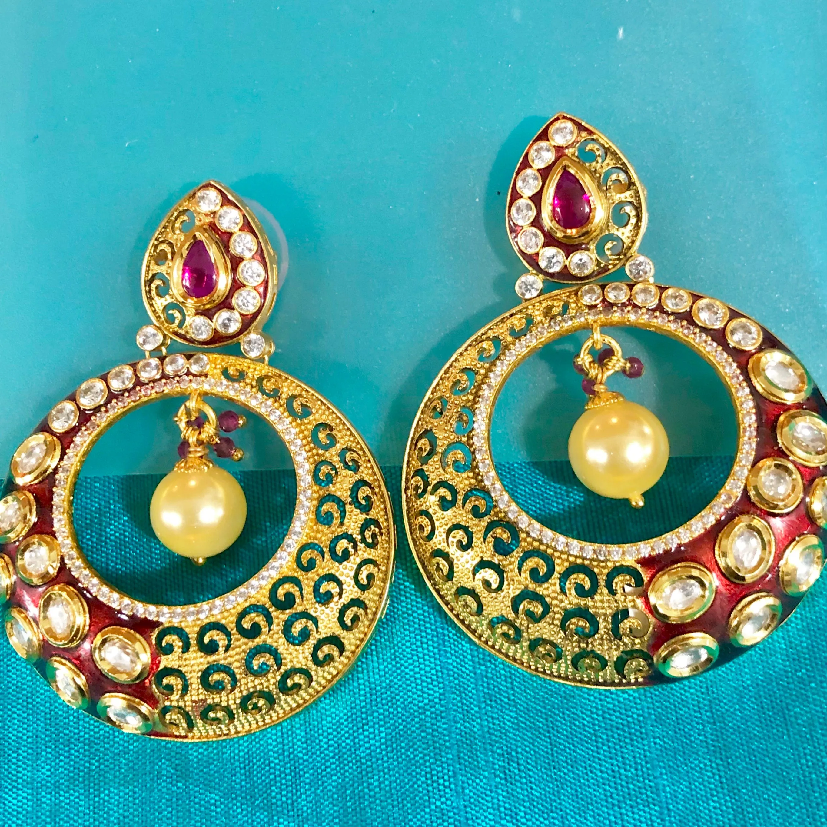 Gold Plated Beautifully Royal Kundan Beaded Earrings (E856)
