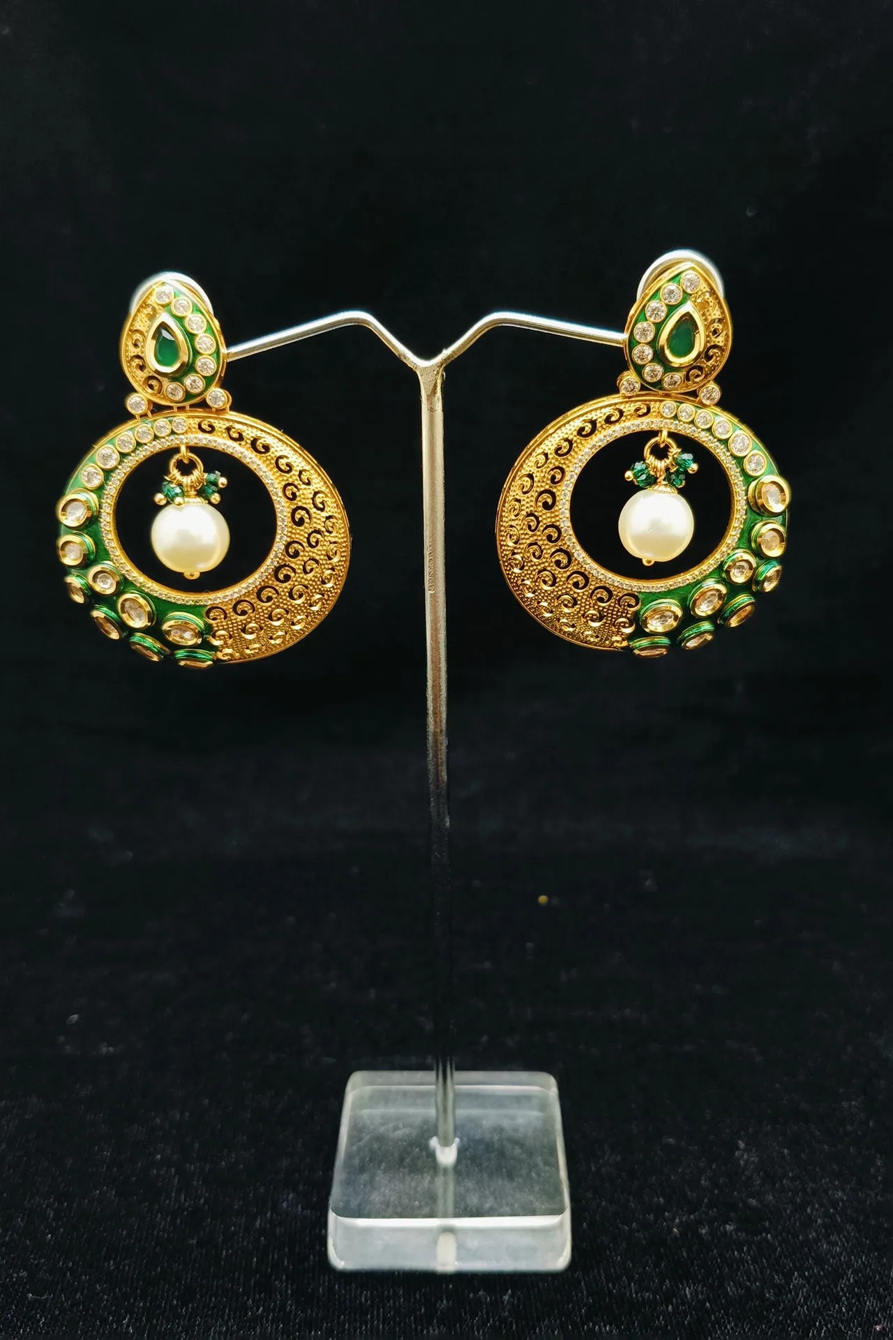 Gold Plated Beautifully Royal Kundan Beaded Earrings (E856)