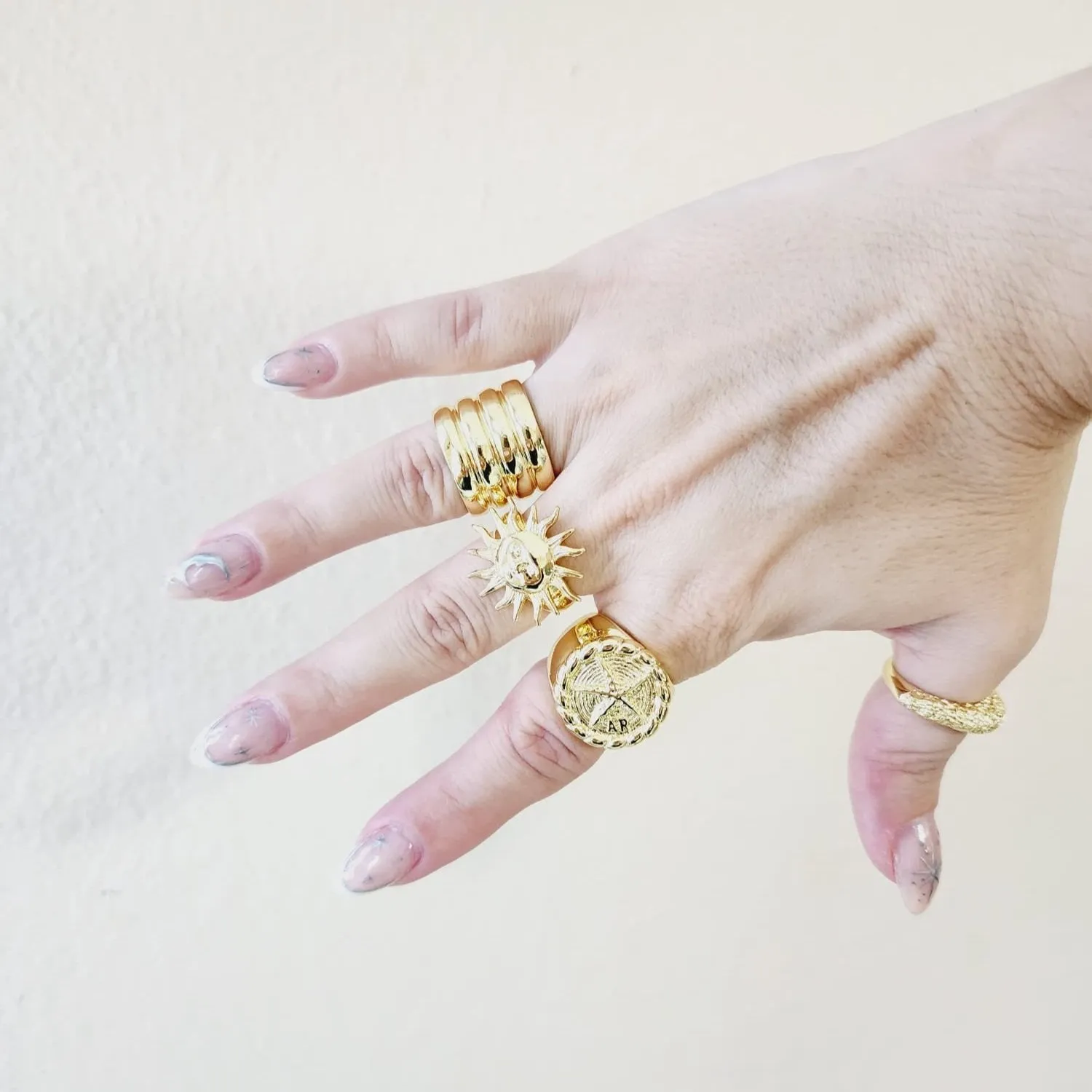 Harlow Ring