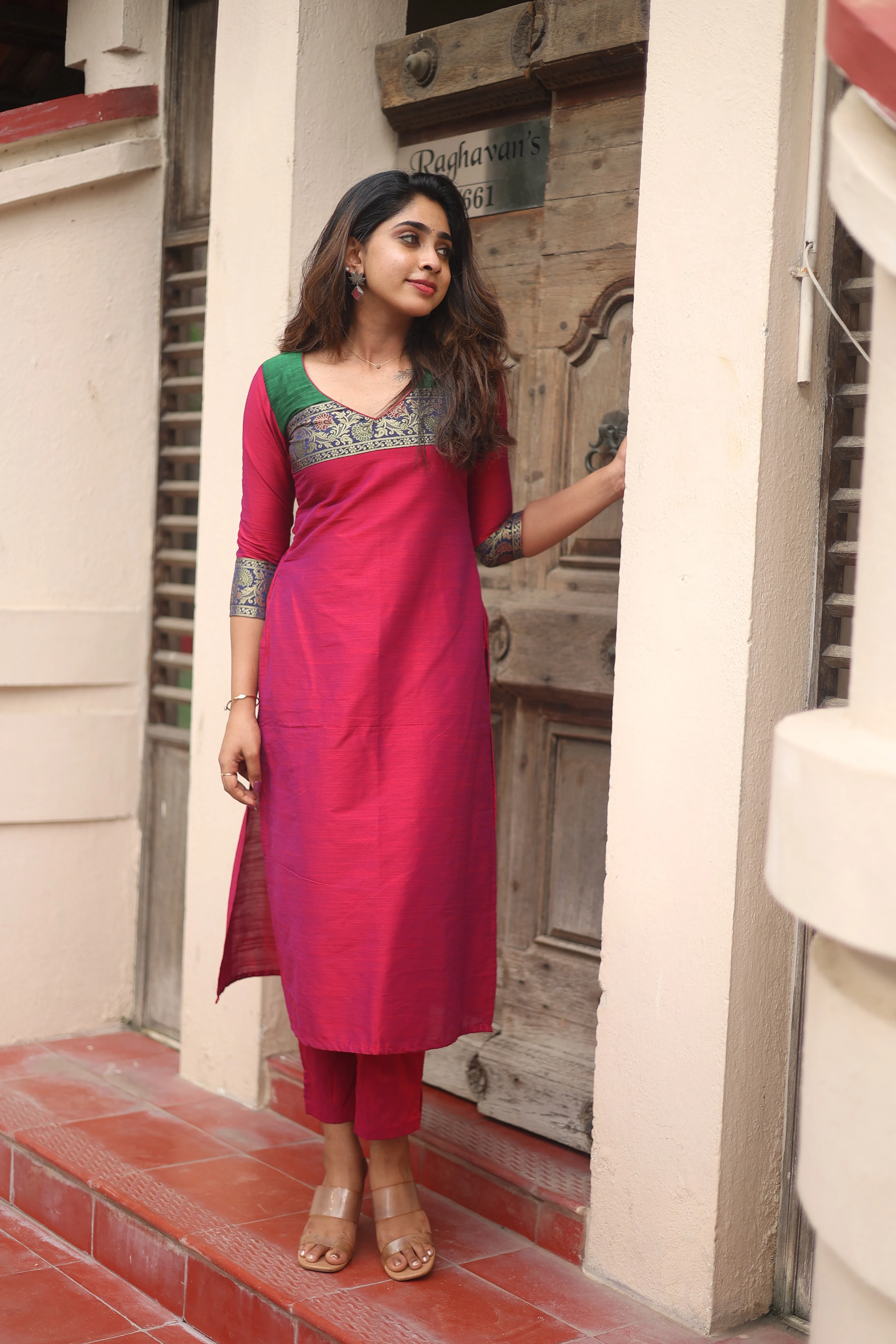 Iva Magenta Kurta Set (Set of 2)