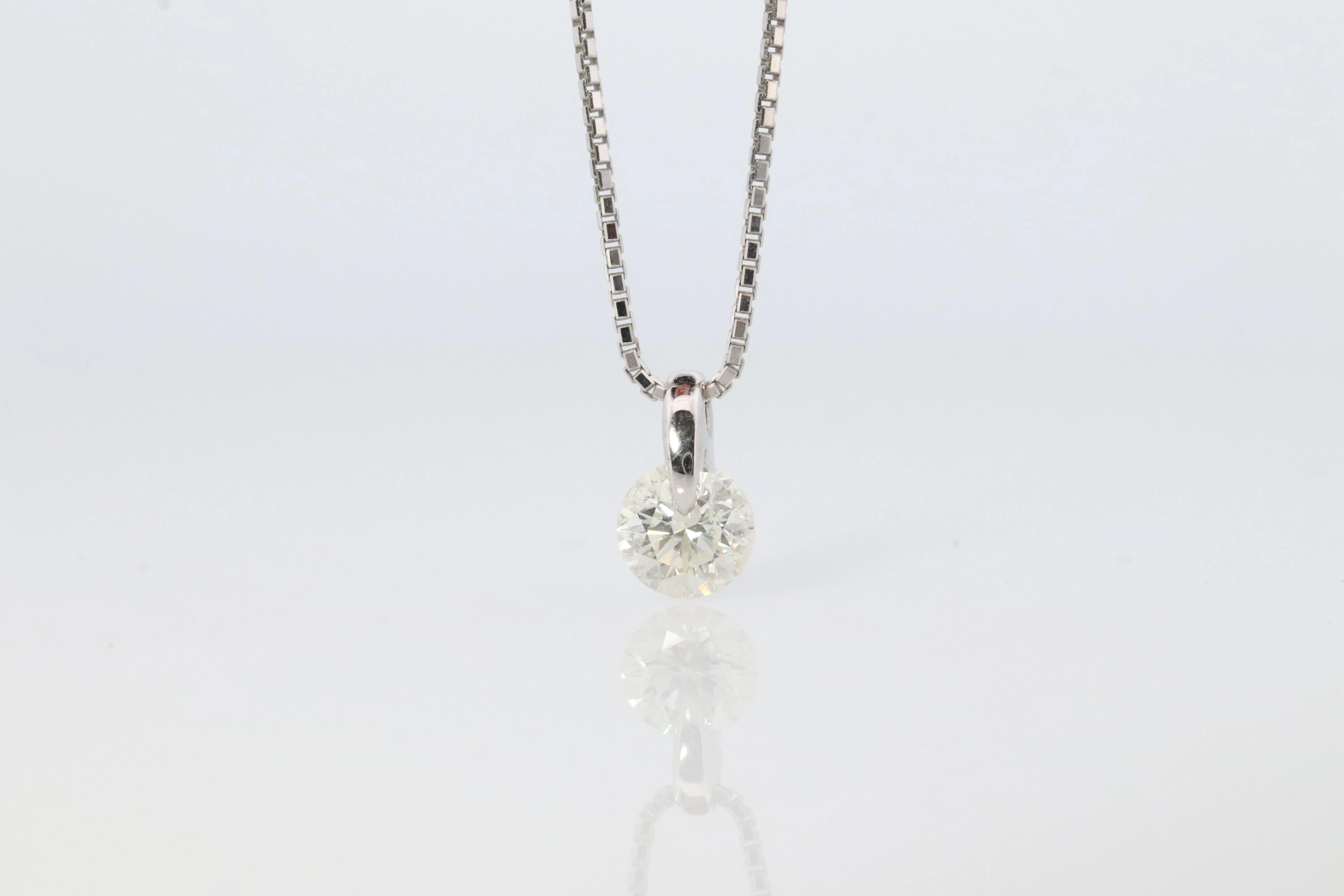 Large Diamond solitaire pendant. Platinum Pt900 Round diamond 0.59CT Necklace