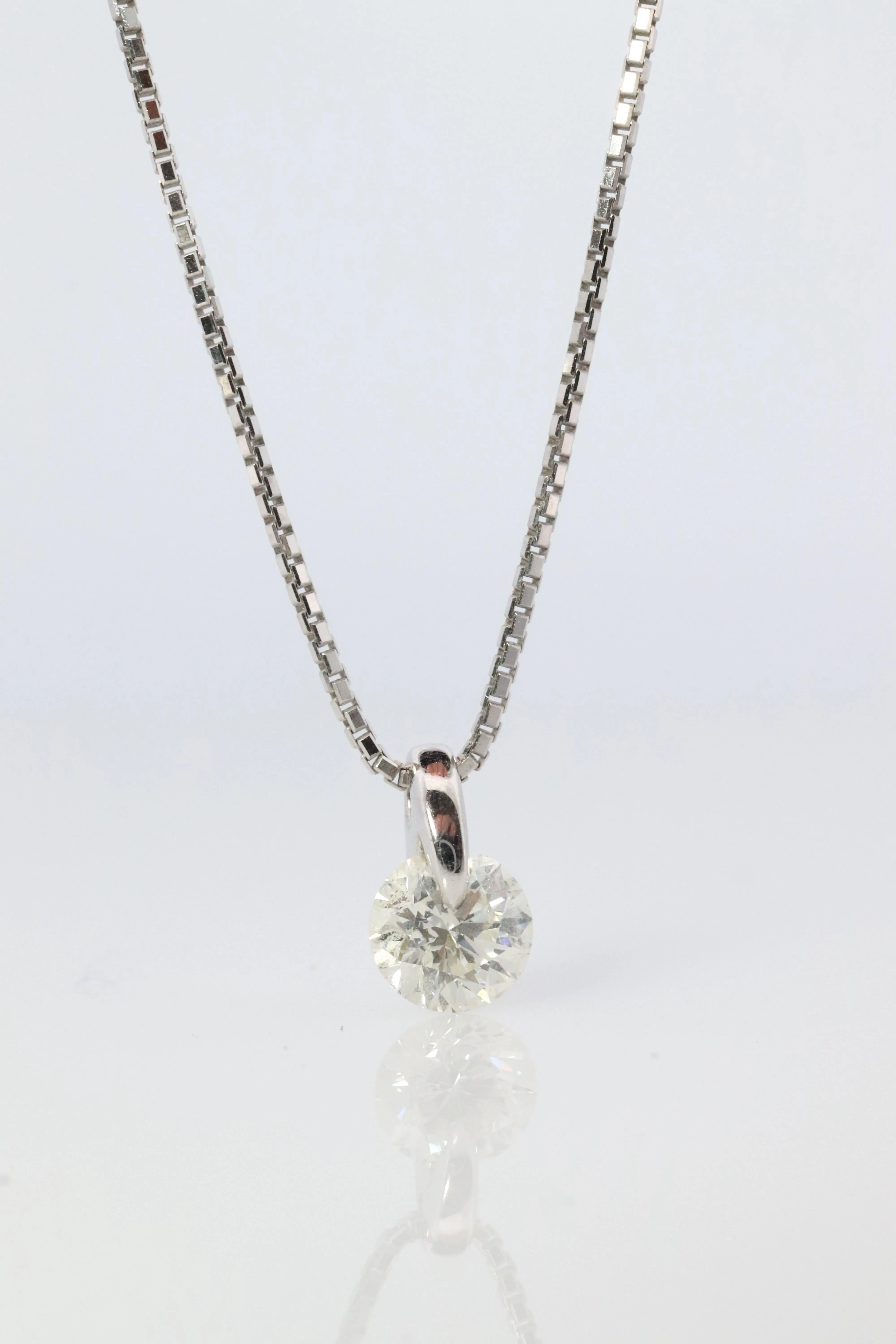 Large Diamond solitaire pendant. Platinum Pt900 Round diamond 0.59CT Necklace