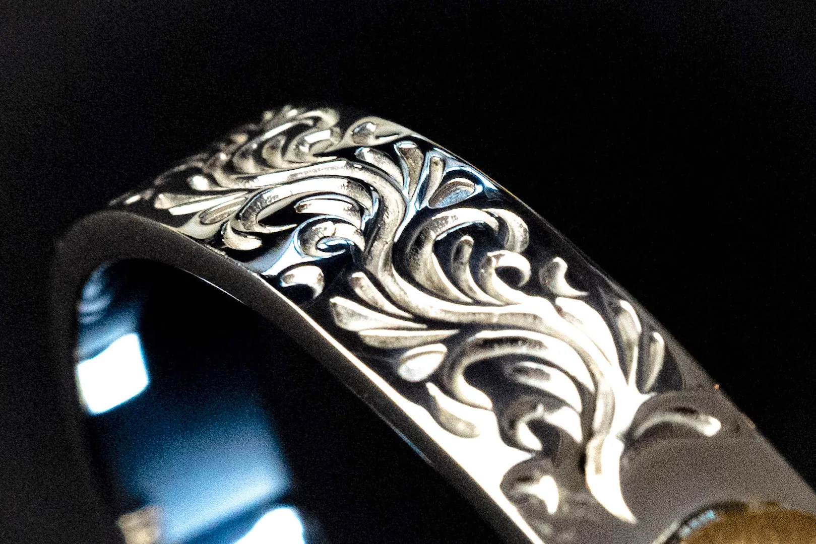 Legend 8mm "Phoenix" Bangle With 22K Gold Emblem (B-4)