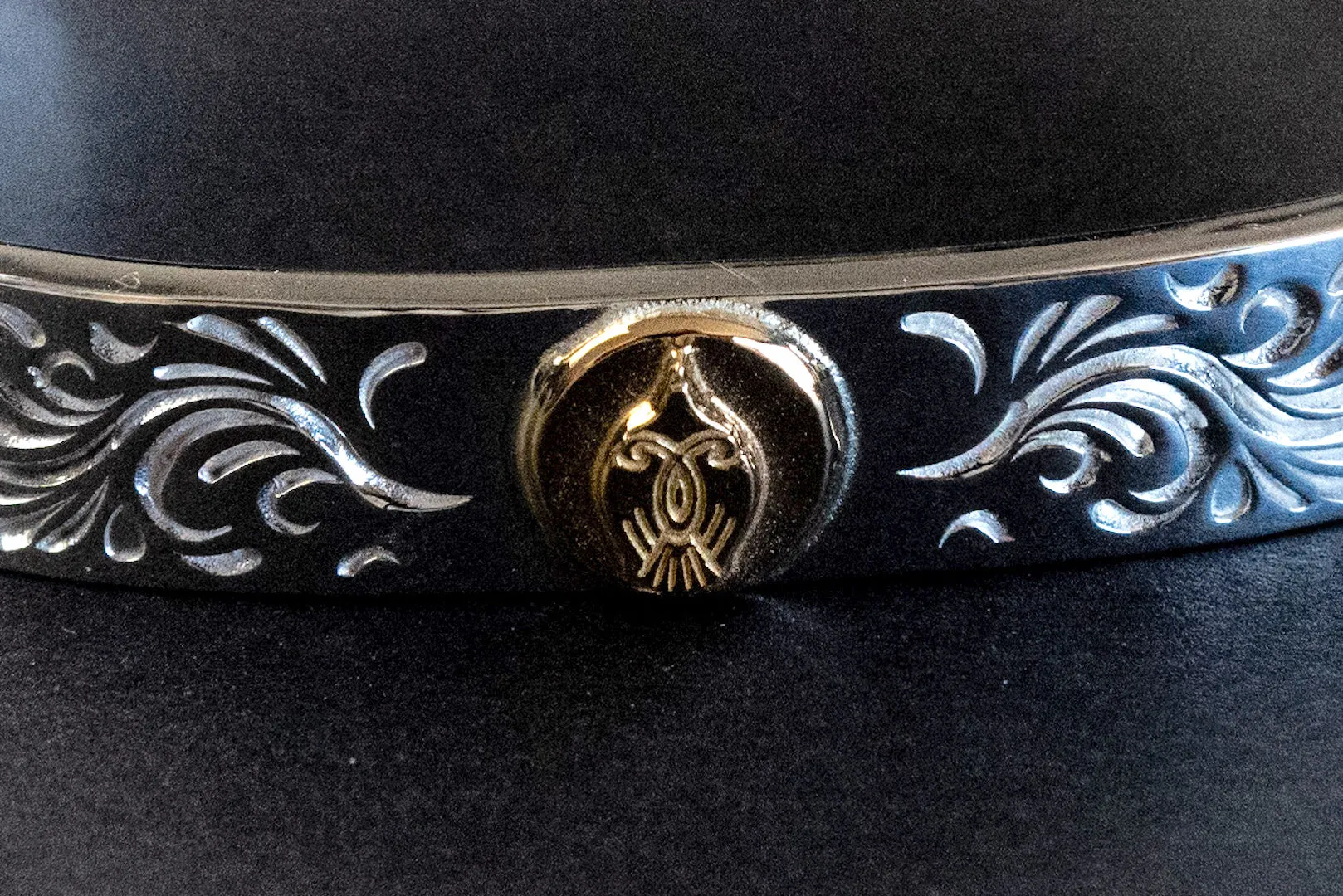 Legend 8mm "Phoenix" Bangle With 22K Gold Emblem (B-4)