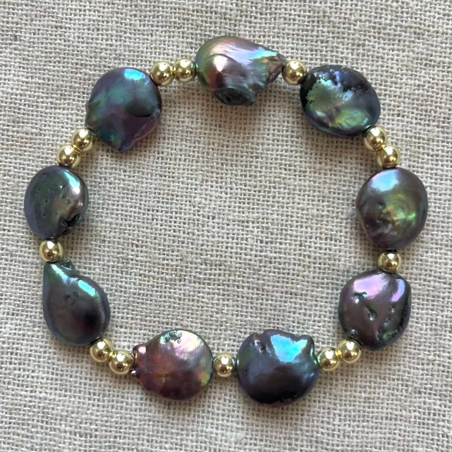 Mermaid Aura Coin Pearl Bracelet