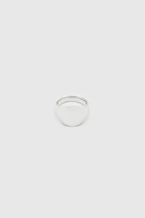 Mini Signet Oval Ring