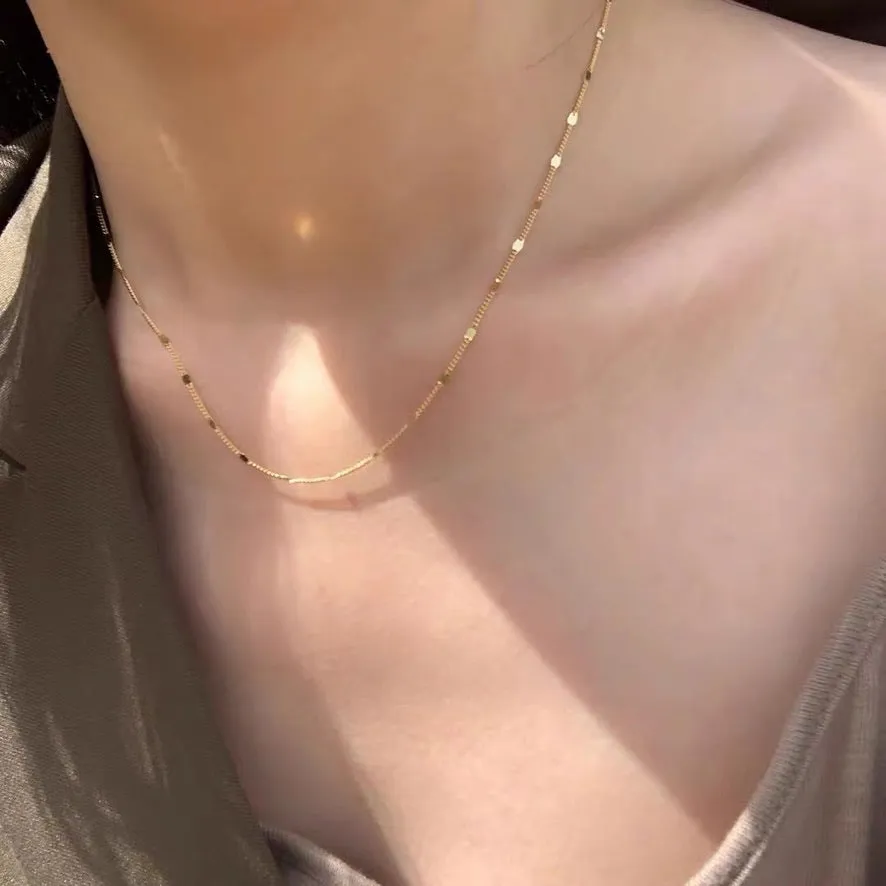 Minimalist Choker Necklace
