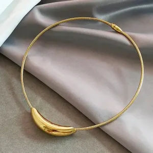 Minimalist Gold Herringbone Chain Necklace
