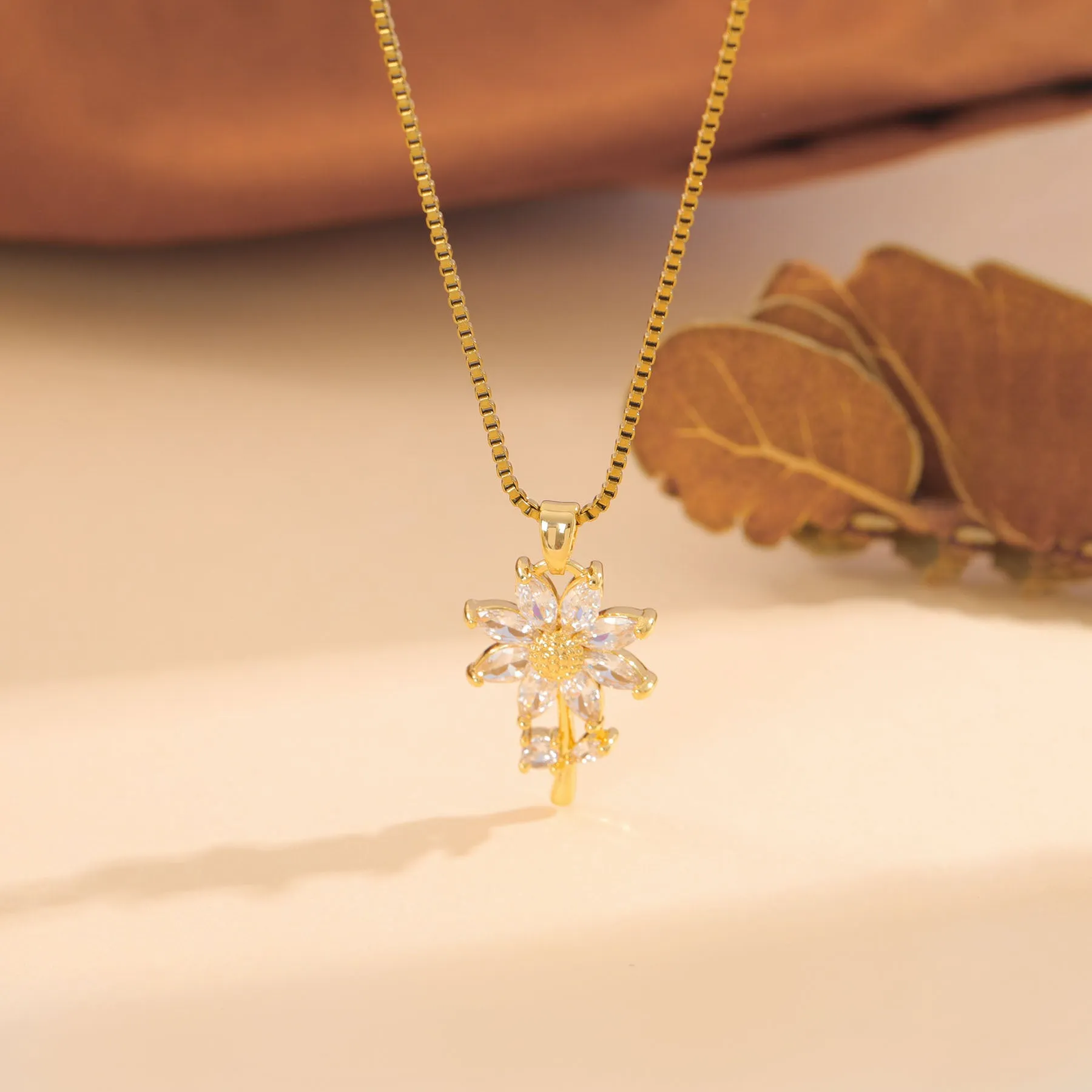Minimalist Sunflower Stainless Steel Electroplating Necklaces