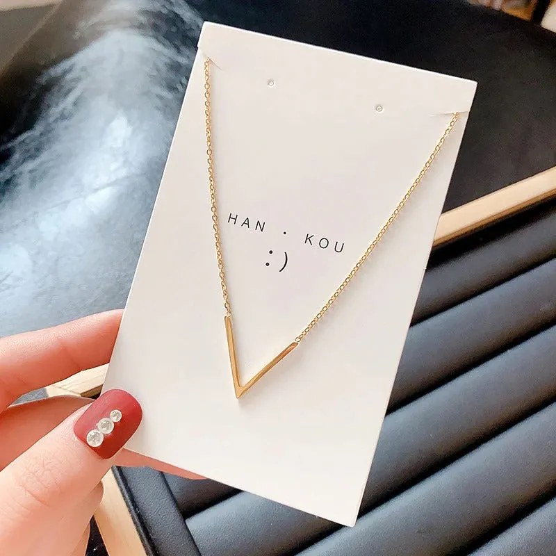 Minimalist V-Shaped Geometric Clavicle Chain Pendant Necklaces