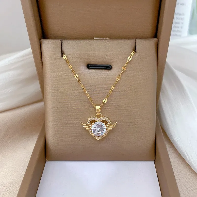 New Trend Love Heart Wing Necklace for Women Minimalist Clavicle Chain