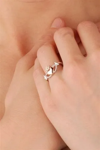 Retired Ladies Silver Claddagh Ring LS-BR122