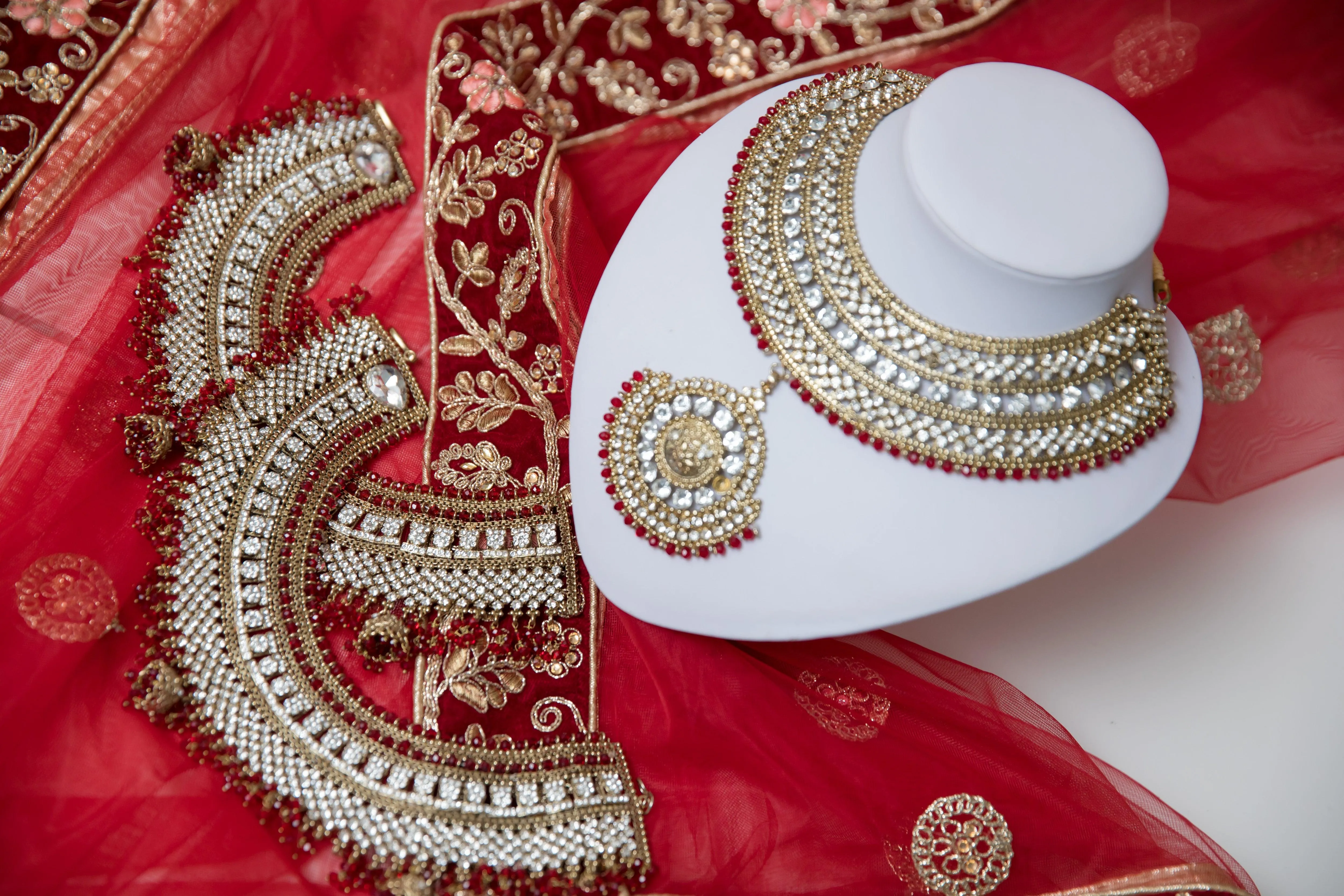 Royal Shaadi Antique Gold & Red Anklets