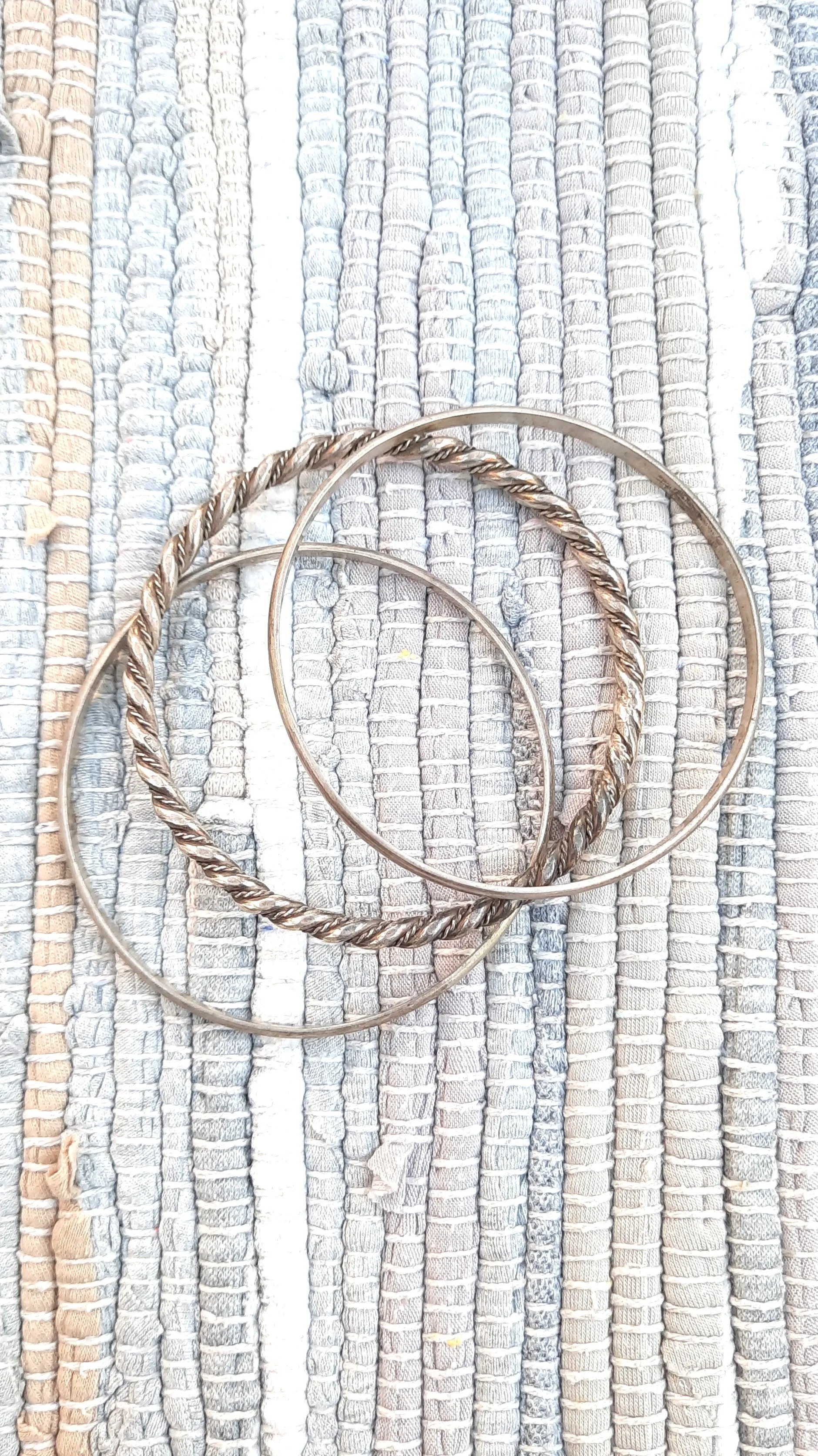 Set x3 Silver Bangles