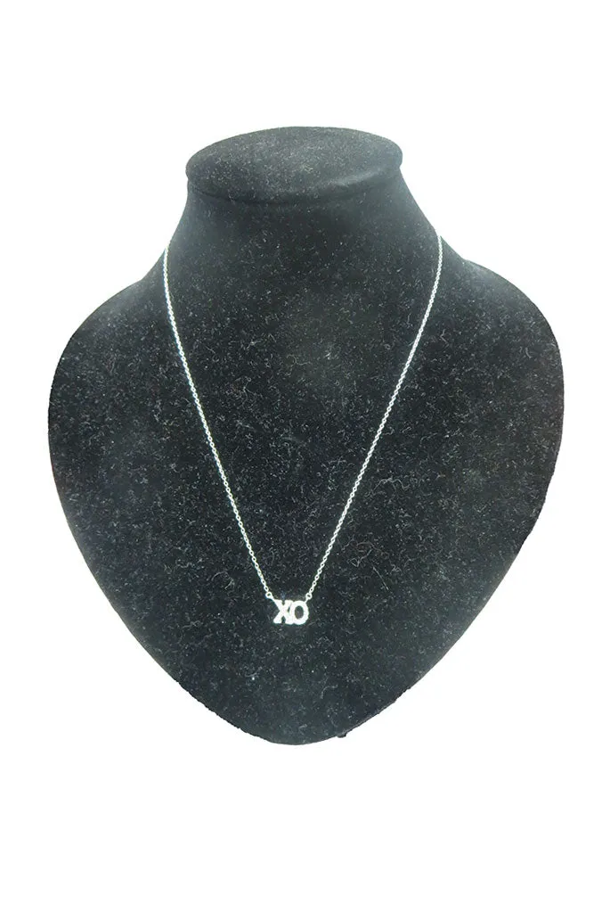 Silver XO Dainty Chain Necklace