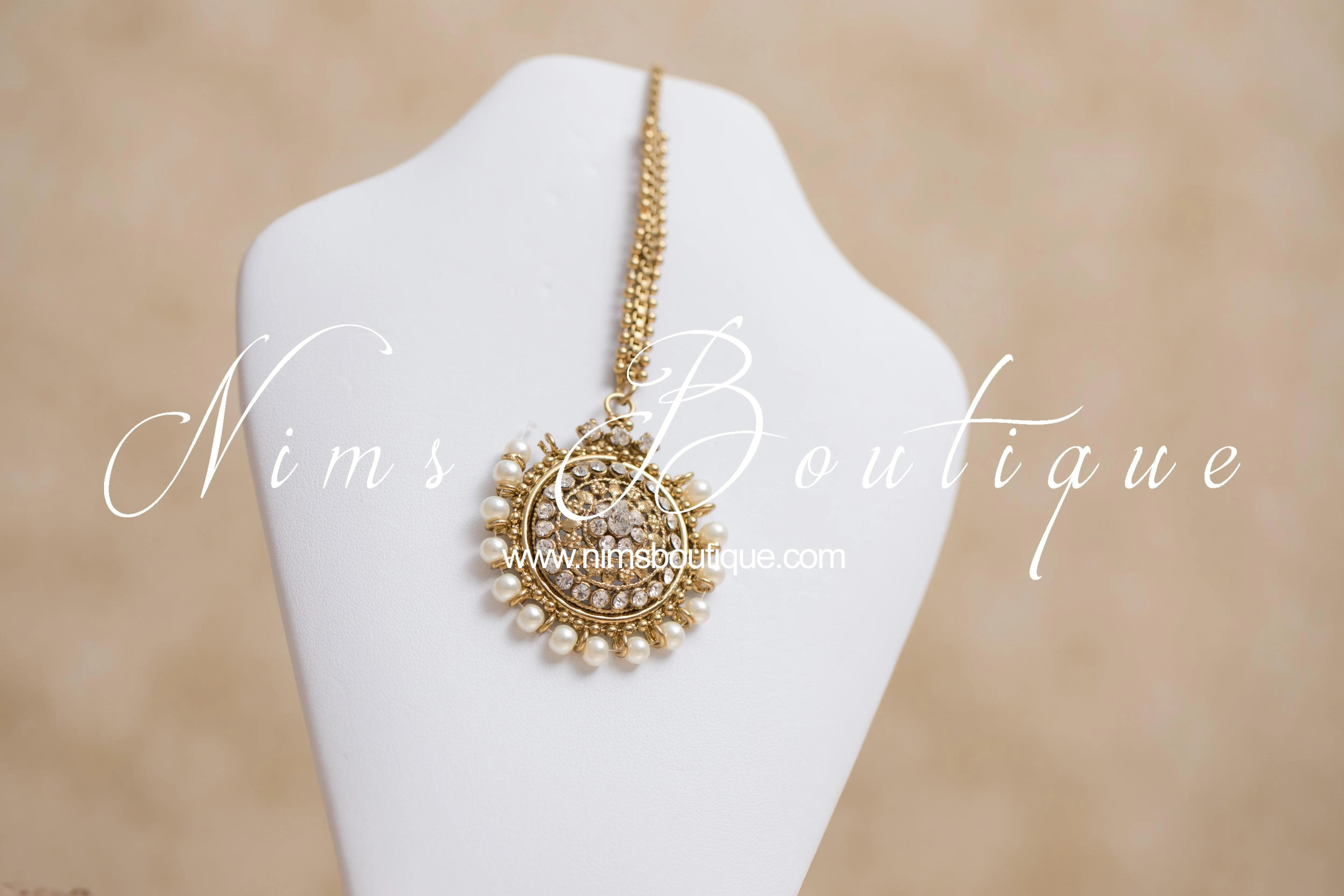 Small Royal Antique Gold, Pearl & Clear Stone set