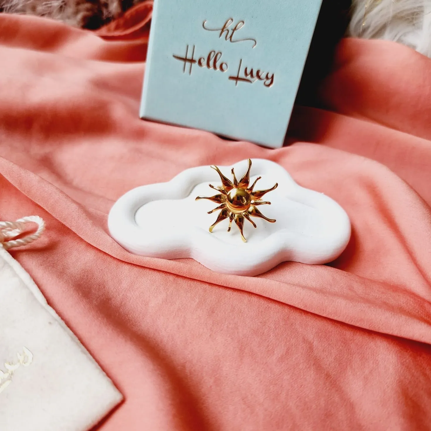 Sunny Adjustable Ring