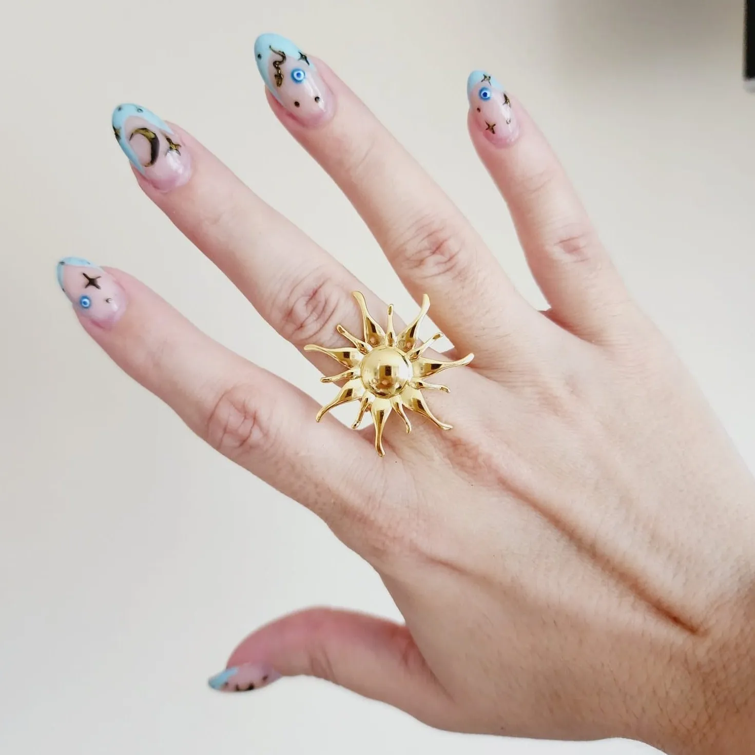 Sunny Adjustable Ring