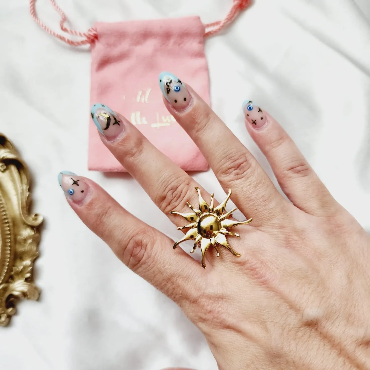 Sunny Adjustable Ring