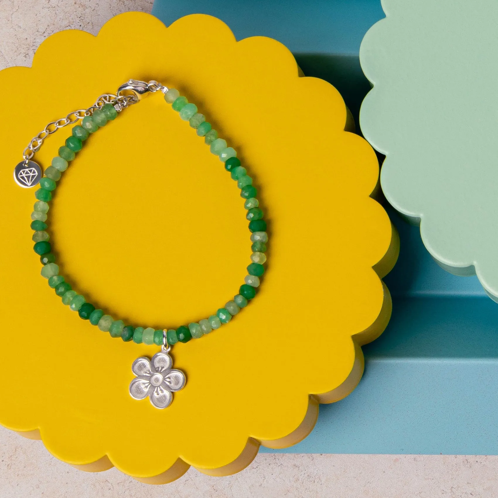 Tea Tree Flower on Chrysoprase Beaded Bracelet