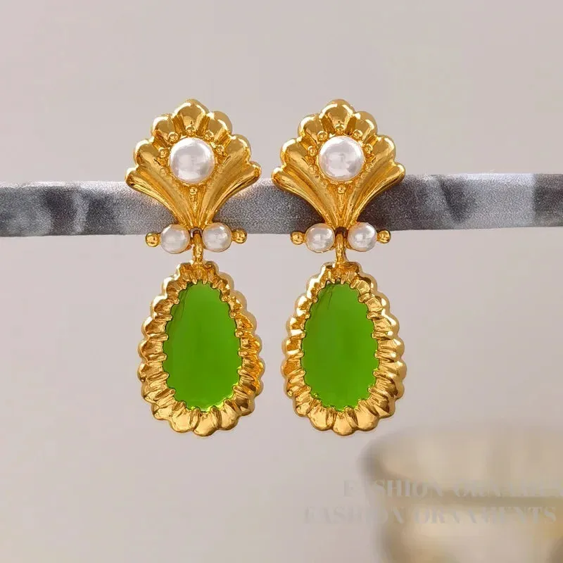 VAIGE Elegant Green Pearl Teardrop Earrings - Vintage Charm Ear Accessories