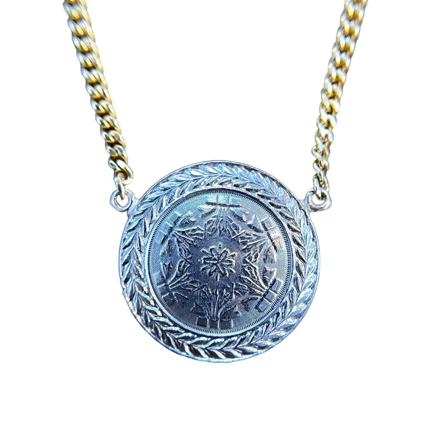 Vintage 14K Platinum Top Circle Necklace