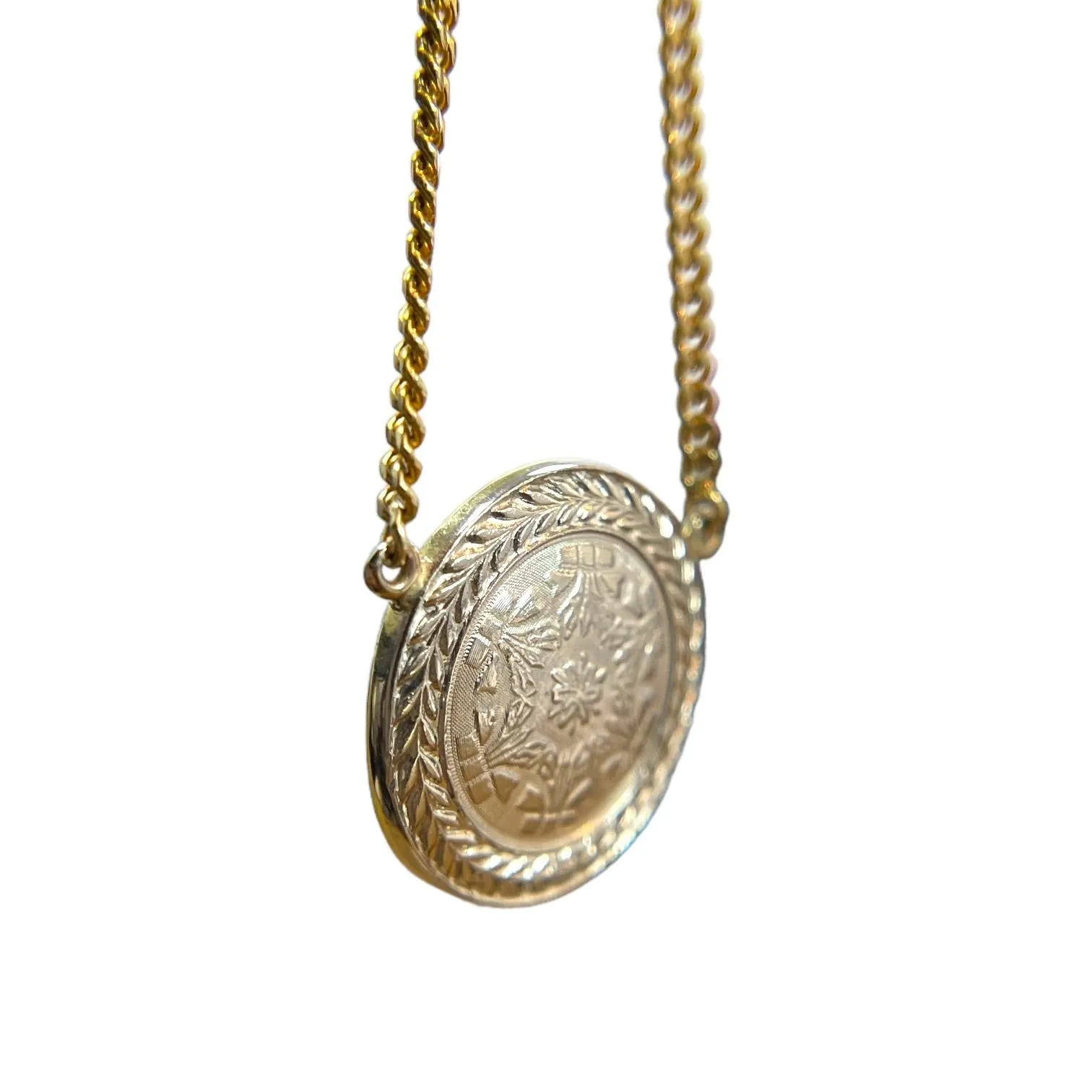 Vintage 14K Platinum Top Circle Necklace